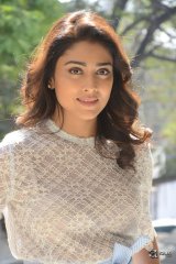 Shriya Saran Latest Photos